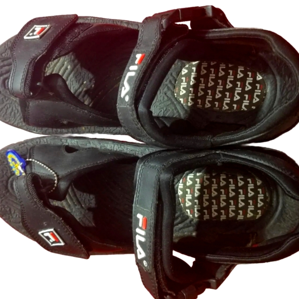 FILA Men's Size 12 BUCKLE F Black Sandals
